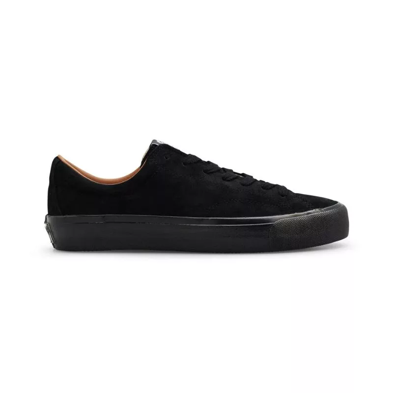 Last Resort AB / VM003 Lo Suede / Black Black