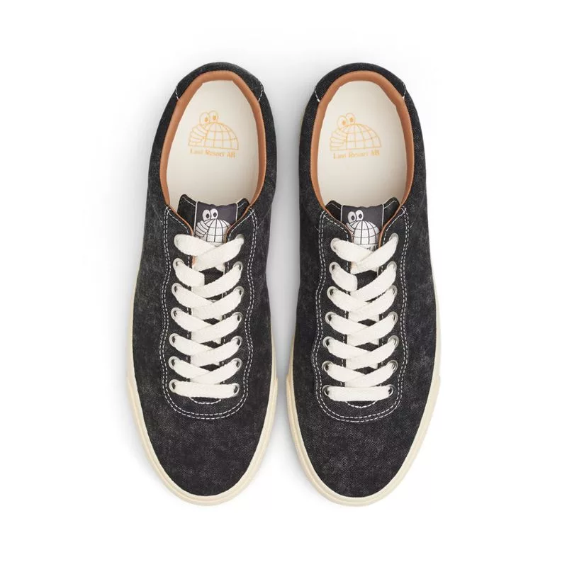 Last Resort AB VM001 Lo / Canvas Black Washed / White